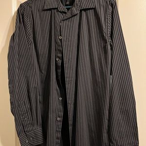 Van Heusen Dress Shirt Size Small Black with Cream Pin Stripes